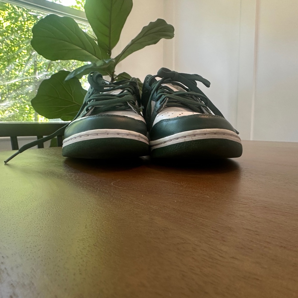 NIKE DUNK LOW RETRO - WHITE/TEAM GREEN